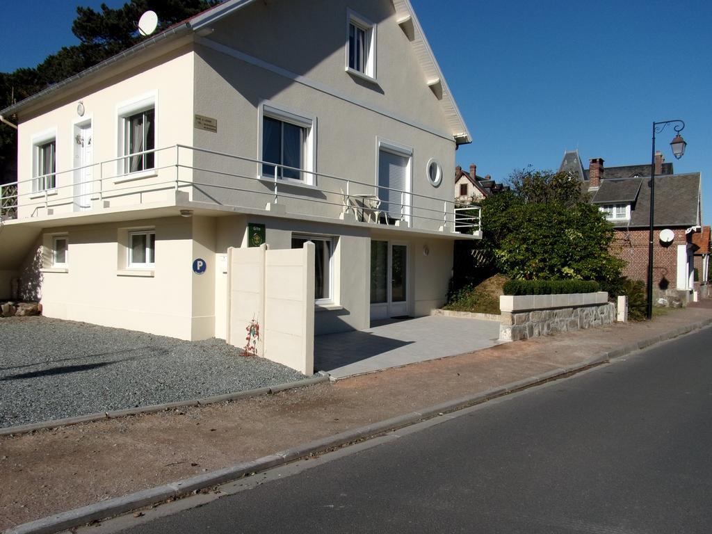 Le Petit Clos Des Camelias Veulettes-sur-Mer Exteriör bild